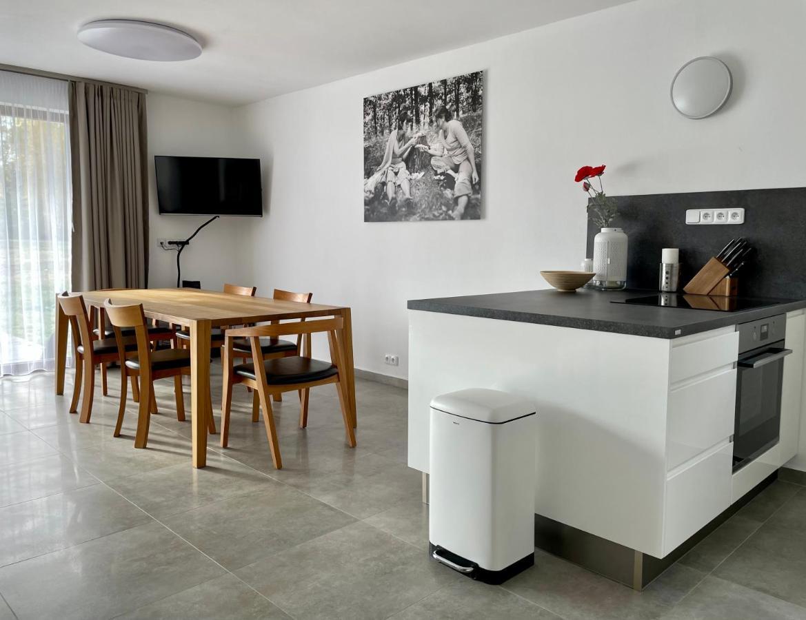 Free Spirit Apartment Nova Pec Bagian luar foto